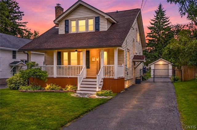 235 Homecroft Road, Syracuse, NY 13206