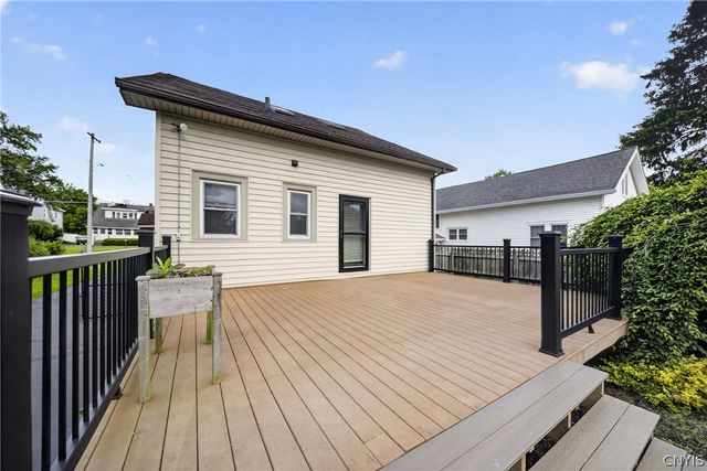 235 Homecroft Road, Syracuse, NY 13206