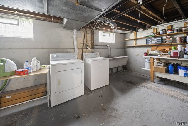 235 Homecroft Road, Syracuse, NY 13206