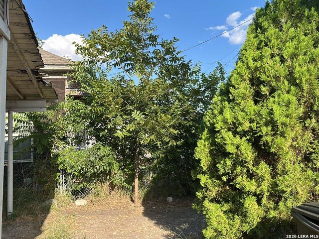 809 Leal, San Antonio, TX 78207