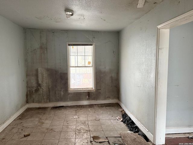 809 Leal, San Antonio, TX 78207