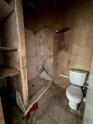 809 Leal, San Antonio, TX 78207