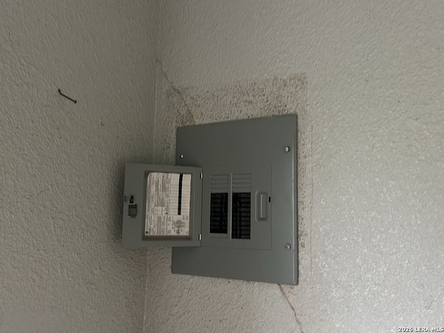 809 Leal, San Antonio, TX 78207