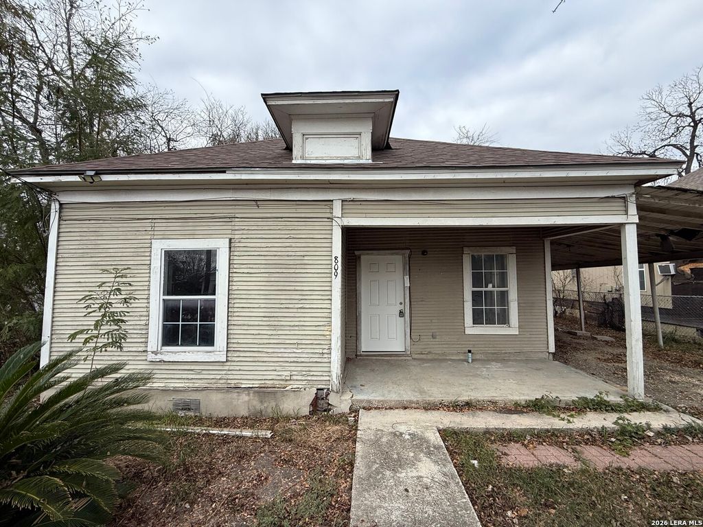 809 Leal, San Antonio, TX 78207