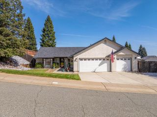 2919 Buckingham Drive, Shasta Lake, CA 96019