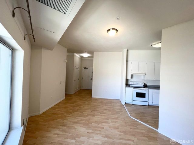 135 Valencia Street 409A, San Francisco, CA 94103