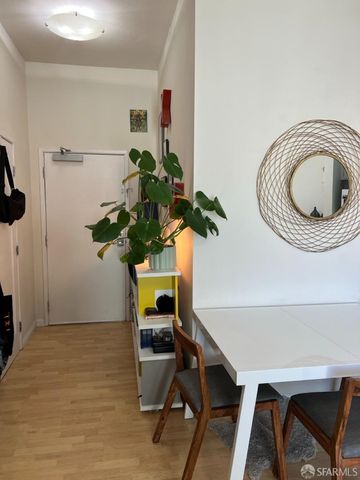 135 Valencia Street 409A, San Francisco, CA 94103