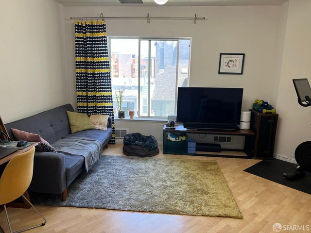 135 Valencia Street 409A, San Francisco, CA 94103