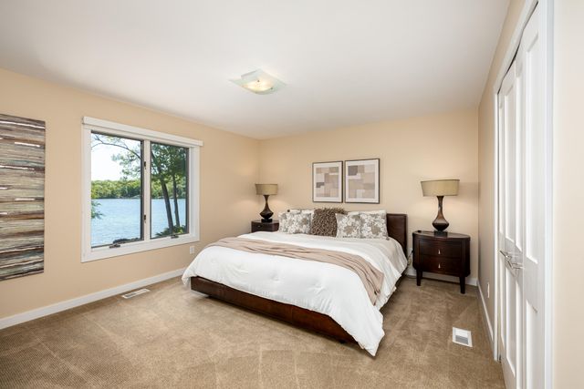 6563 Softshell Drive, Waterloo Twp, MI 49240