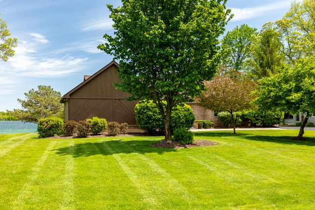 6563 Softshell Drive, Waterloo Twp, MI 49240
