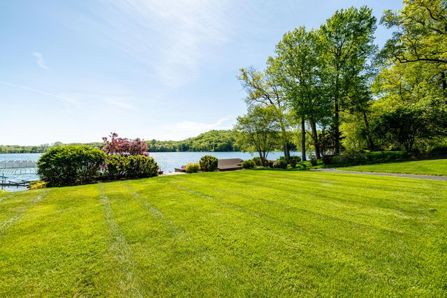 6563 Softshell Drive, Waterloo Twp, MI 49240