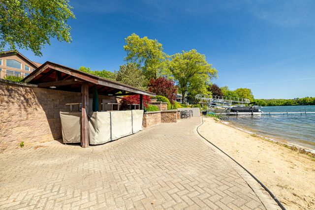 6563 Softshell Drive, Waterloo Twp, MI 49240
