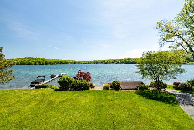 6563 Softshell Drive, Waterloo Twp, MI 49240
