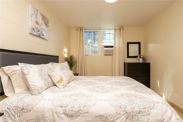 1993 Ala Wai Boulevard 302, Honolulu, HI 96815