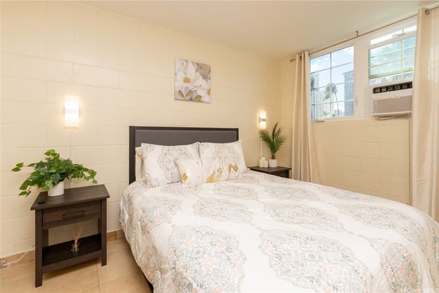 1993 Ala Wai Boulevard 302, Honolulu, HI 96815