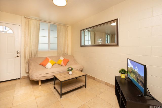 1993 Ala Wai Boulevard 302, Honolulu, HI 96815