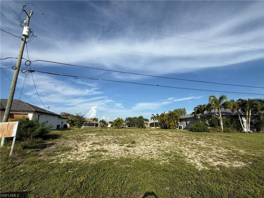 3009 SW 11th PL, Cape Coral, FL 33914