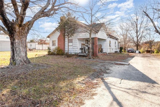 2200 US Highway 29 Bus, Reidsville, NC 27320