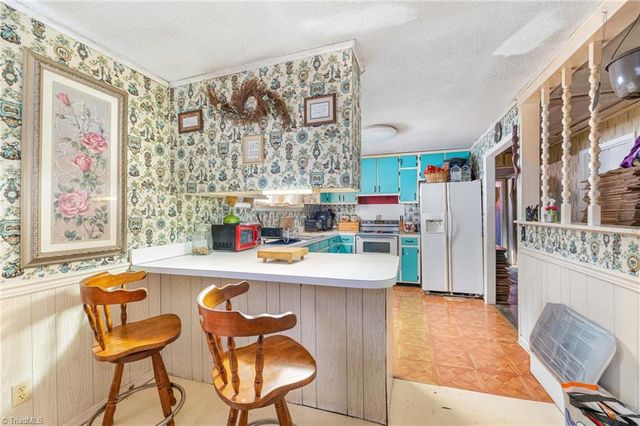 2200 US Highway 29 Bus, Reidsville, NC 27320