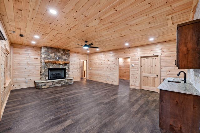 24 Ernest Alta Circle, Blue Ridge, GA 30513