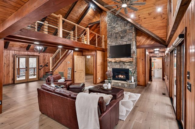 24 Ernest Alta Circle, Blue Ridge, GA 30513