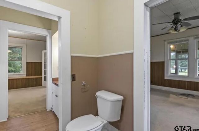 304 Daingerfield St, Naples, TX 75568