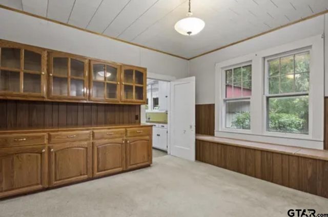 304 Daingerfield St, Naples, TX 75568