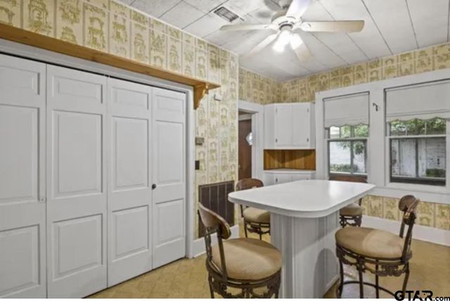 304 Daingerfield St, Naples, TX 75568