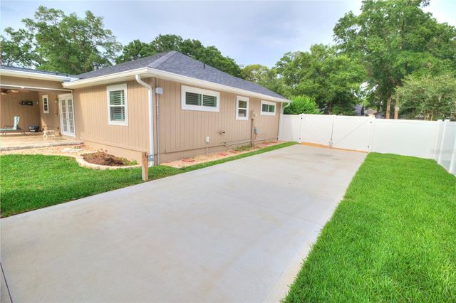 3500 SE 56TH AVENUE, Ocala, FL 34480