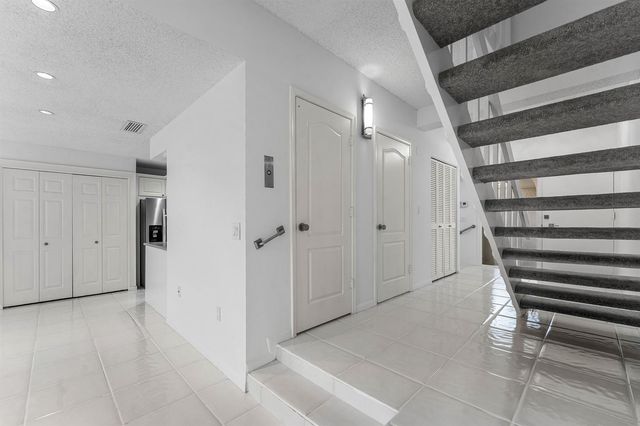 3908 S OCEAN Boulevard T-1, Highland Beach, FL 33487