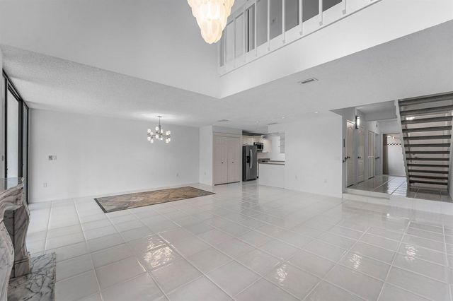 3908 S OCEAN Boulevard T-1, Highland Beach, FL 33487