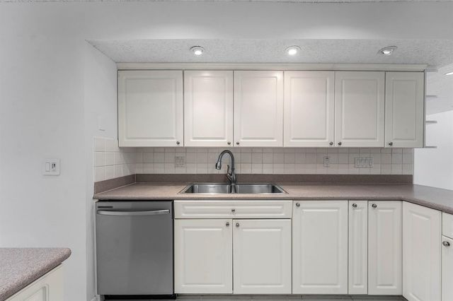 3908 S OCEAN Boulevard T-1, Highland Beach, FL 33487