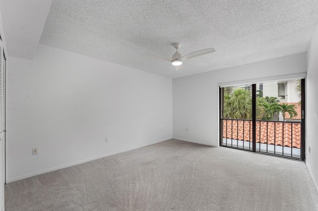 3908 S OCEAN Boulevard T-1, Highland Beach, FL 33487