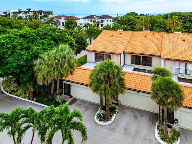 3908 S OCEAN Boulevard T-1, Highland Beach, FL 33487
