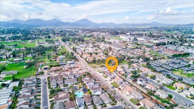 1359 H St, Ramona, CA 92065