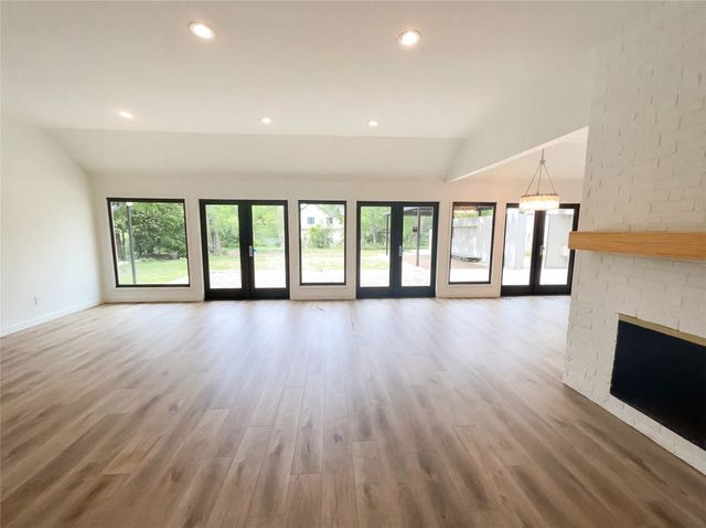 7121 Winding Creek Road, Dallas, TX 75252