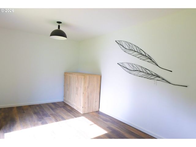 1166 WINSOR Ave, North Bend, OR 97459