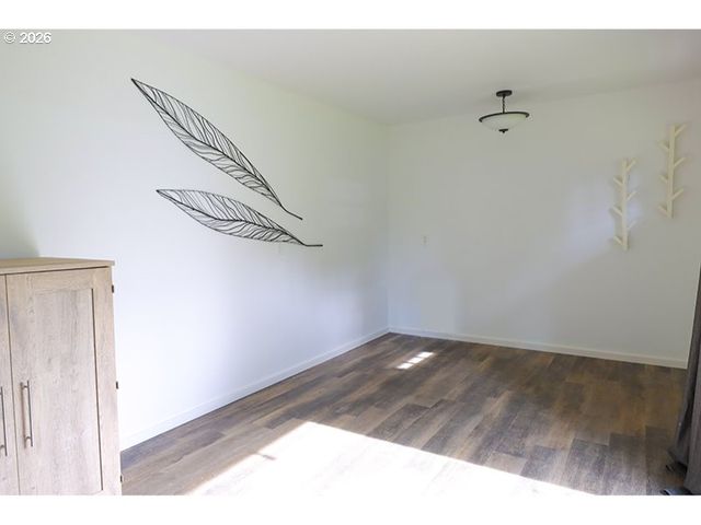 1166 WINSOR Ave, North Bend, OR 97459