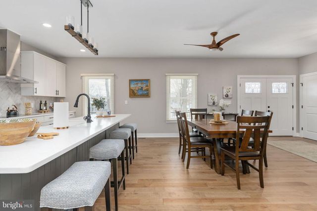 261 WASHINGTON ST, Locust Grove, VA 22508