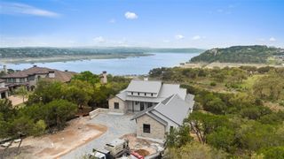 19538 Sandcastle DR, Spicewood, TX 78669