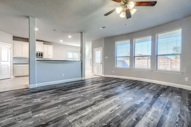 3003 Winchester Avenue, Melissa, TX 75454