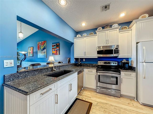 6082 SE Landing Way 11, Stuart, FL 34997