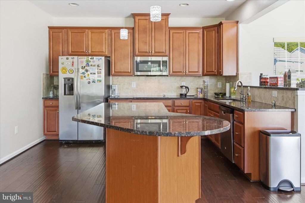 Image 13 of property listing at 14116 ABERDEENS FOLLY CT, Bowie, MD 20720