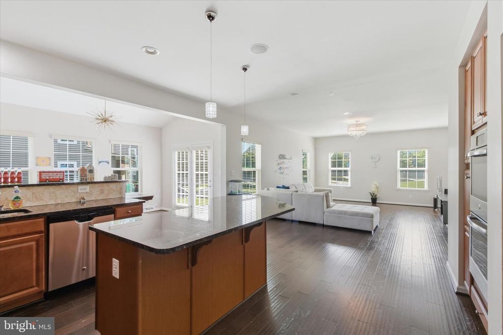 Image 18 of property listing at 14116 ABERDEENS FOLLY CT, Bowie, MD 20720