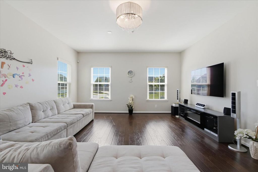 Image 21 of property listing at 14116 ABERDEENS FOLLY CT, Bowie, MD 20720