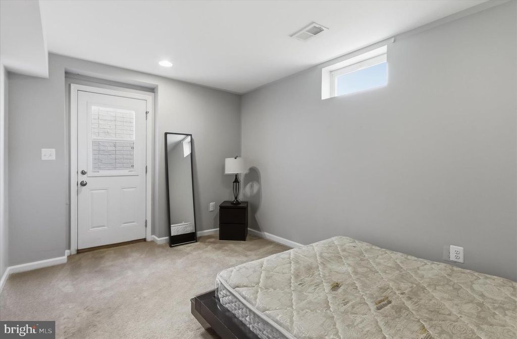 Image 64 of property listing at 14116 ABERDEENS FOLLY CT, Bowie, MD 20720