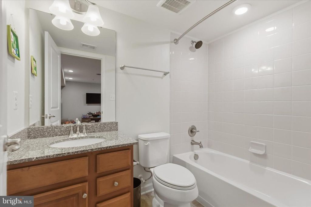 Image 65 of property listing at 14116 ABERDEENS FOLLY CT, Bowie, MD 20720