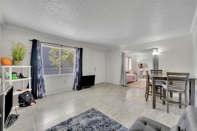 145 OYSTER BAY CIRCLE 240, Altamonte Springs, FL 32701