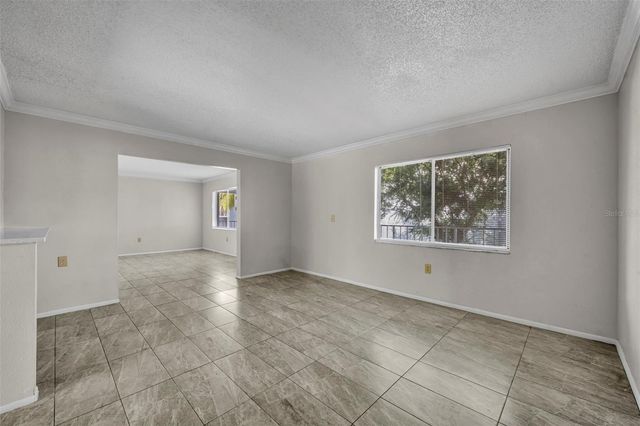 145 OYSTER BAY CIRCLE 240, Altamonte Springs, FL 32701