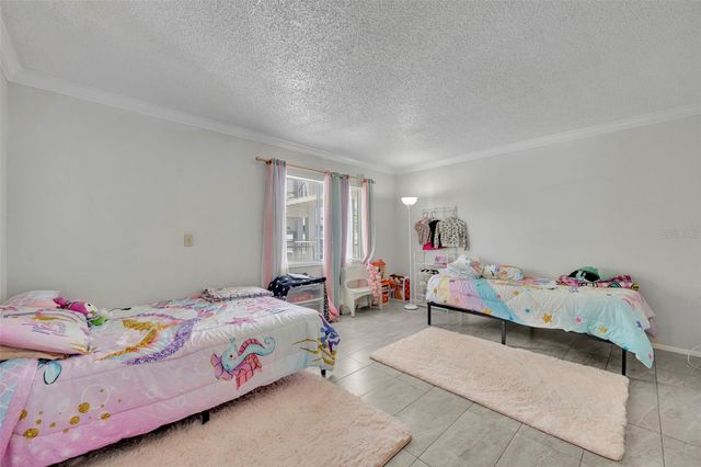 145 OYSTER BAY CIRCLE 240, Altamonte Springs, FL 32701